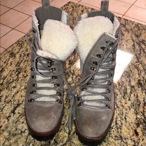 VGUC Jeffrey Campbell 'OWhat' Blogger Favorite Lace Up Boot in Taupe Suede